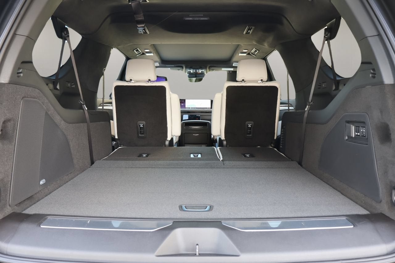 2026 Cadillac Escalade ESV Platinum Sport