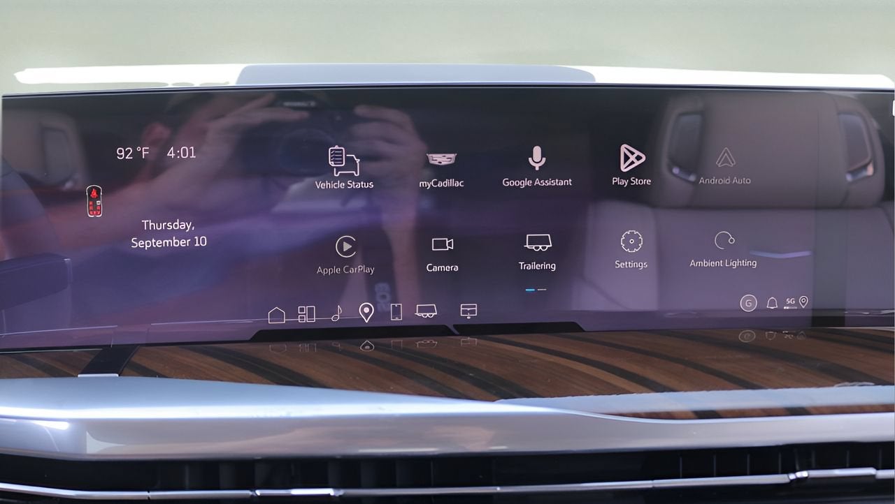 2026 Cadillac Escalade ESV Platinum Sport