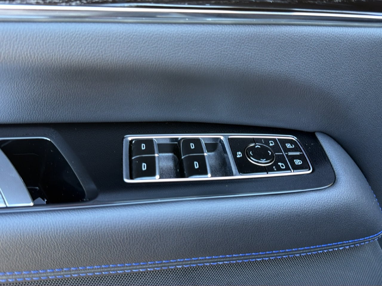 2026 Cadillac ESCALADE IQ Luxury