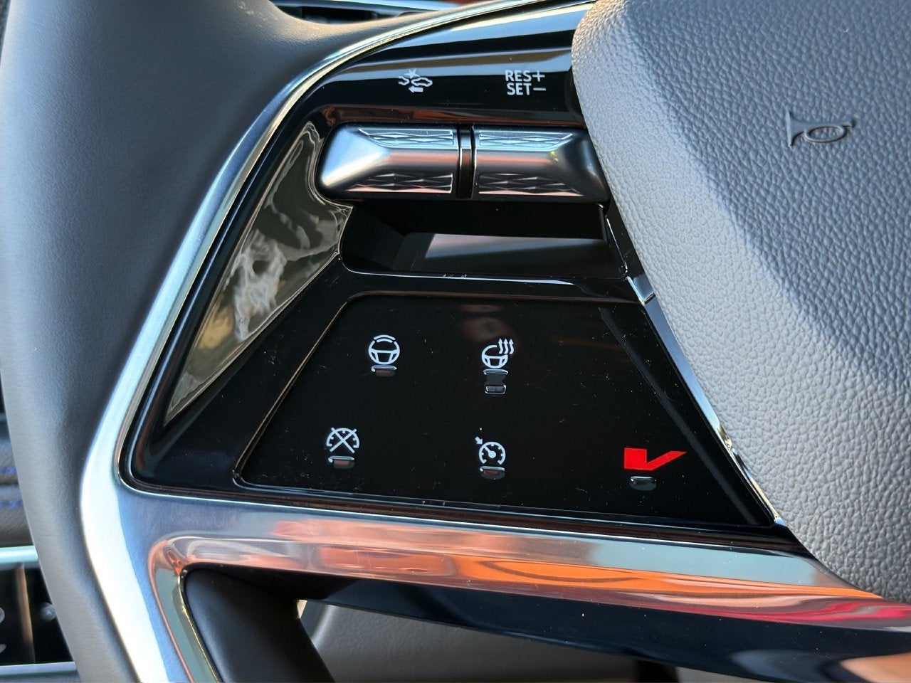 2026 Cadillac ESCALADE IQ Luxury