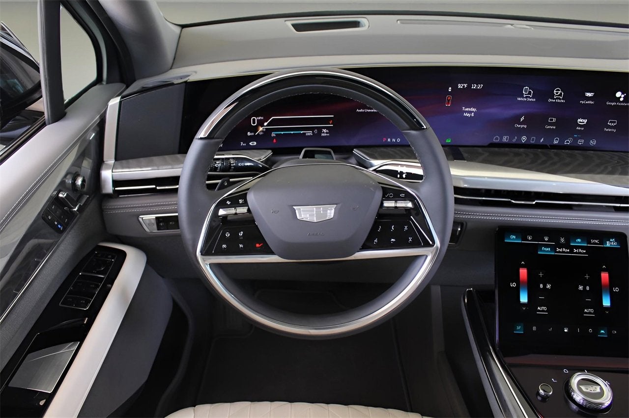 2025 Cadillac ESCALADE IQ Luxury 1