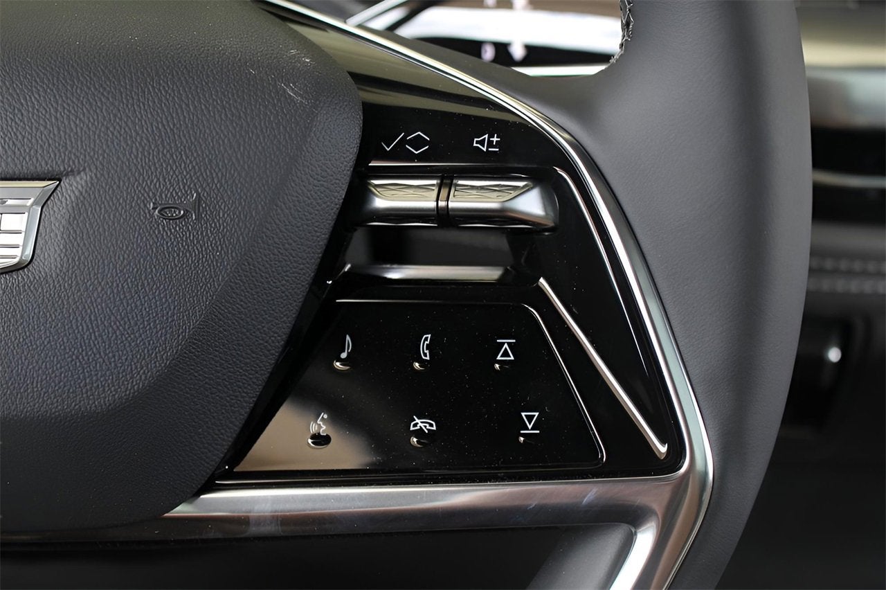 2025 Cadillac ESCALADE IQ Luxury 1