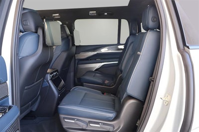 2025 Cadillac ESCALADE IQ Luxury 2