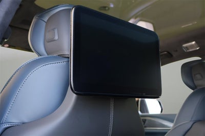 2025 Cadillac ESCALADE IQ Luxury 2