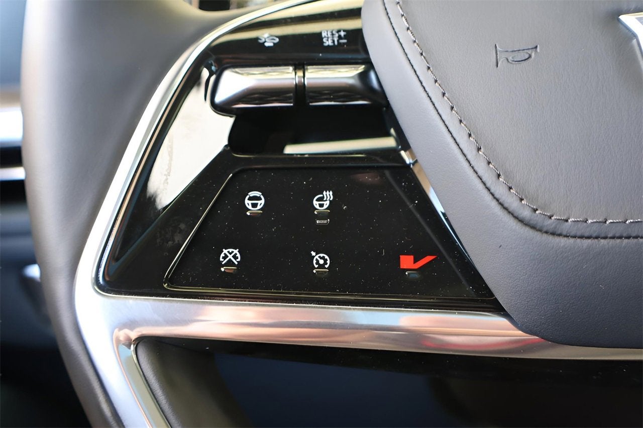 2025 Cadillac ESCALADE IQ Luxury 2