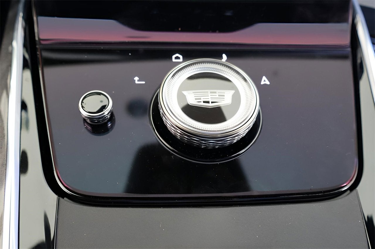 2025 Cadillac ESCALADE IQ Luxury 2