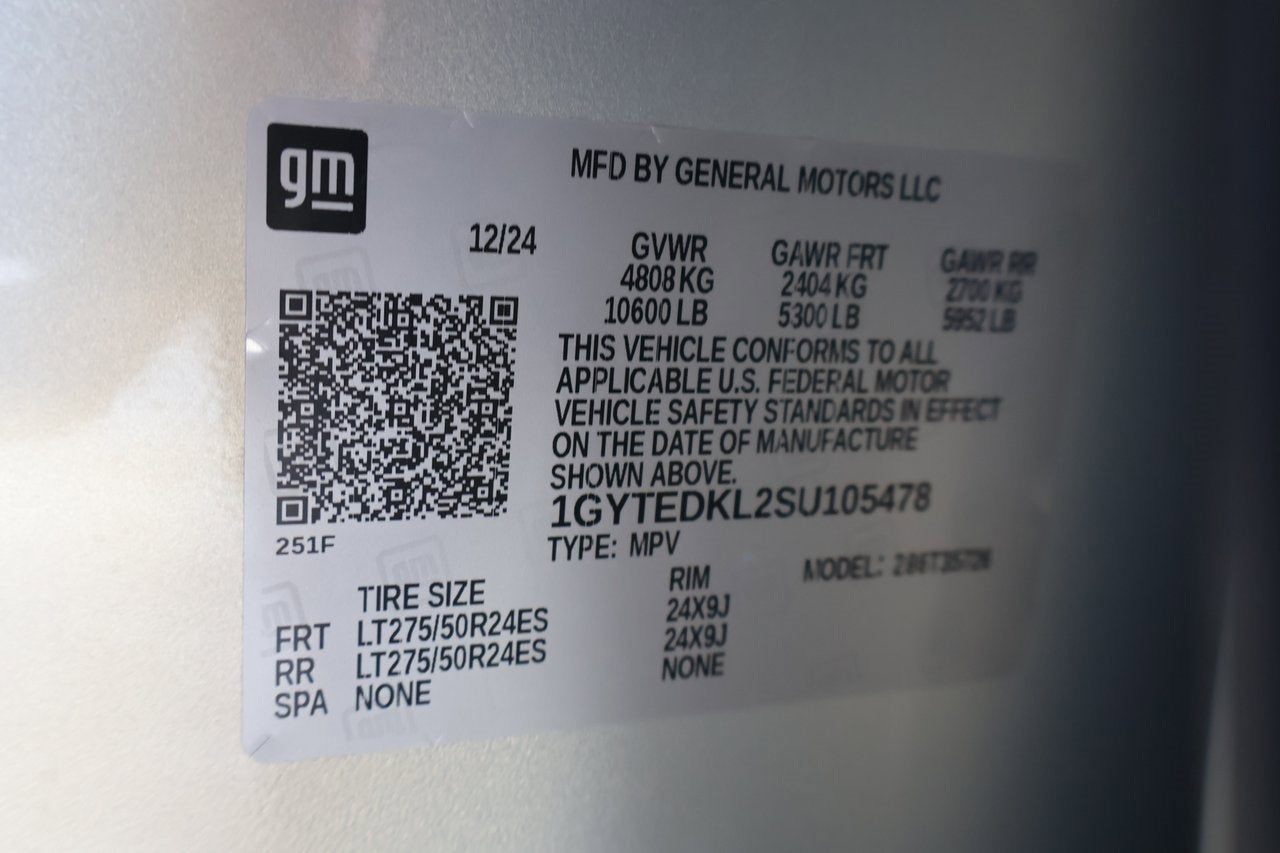 2025 Cadillac ESCALADE IQ Luxury 2