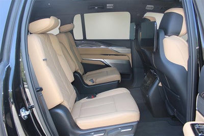 2025 Cadillac ESCALADE IQ Luxury 2