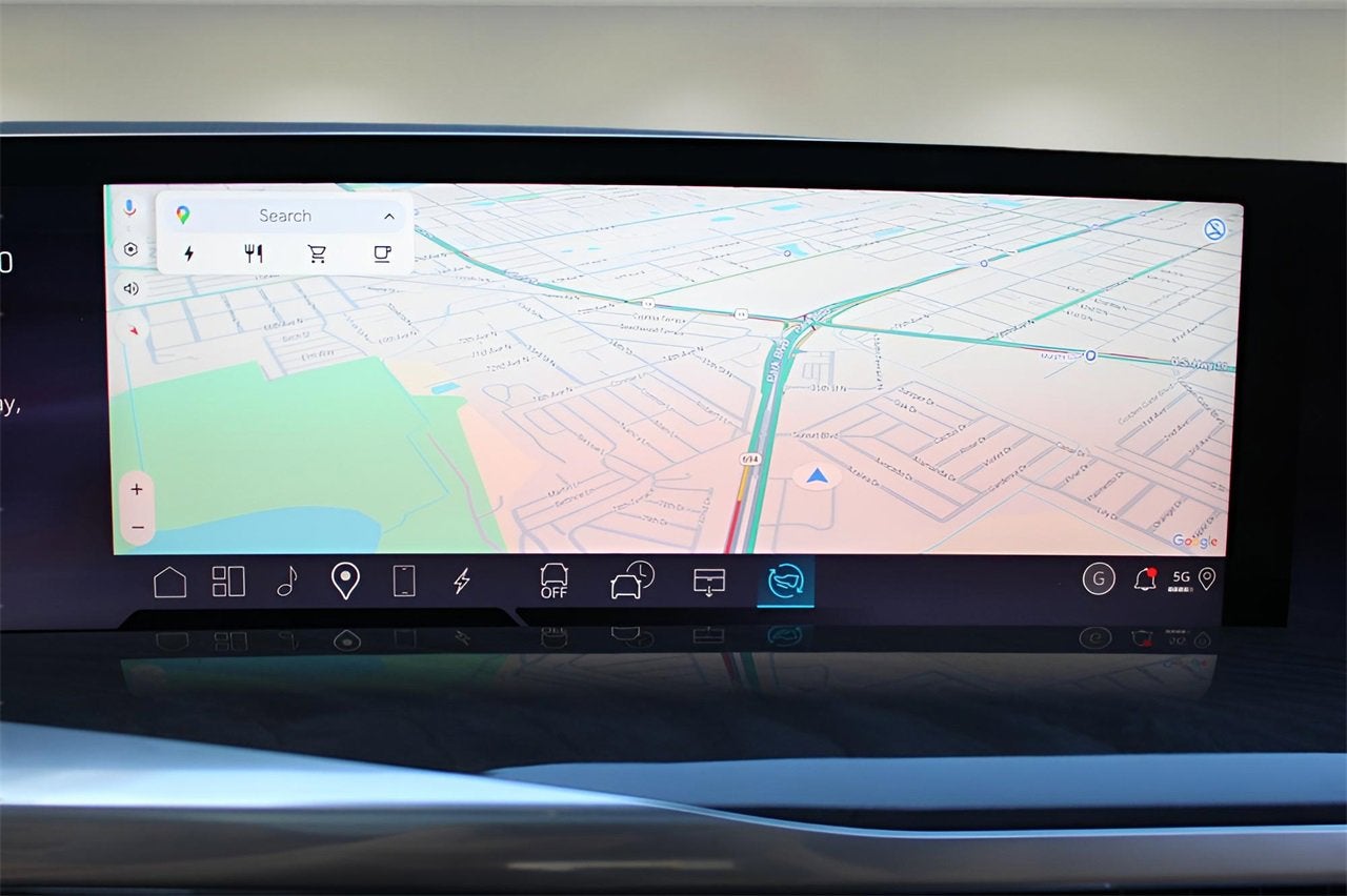 2025 Cadillac ESCALADE IQ Luxury 2