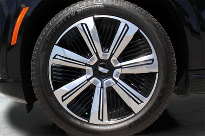 2025 Cadillac ESCALADE IQ Luxury 2