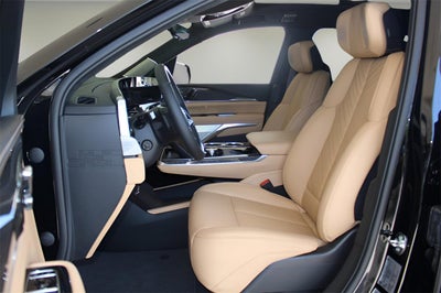 2025 Cadillac ESCALADE IQ Luxury 2