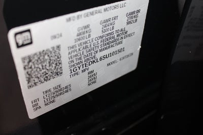 2025 Cadillac ESCALADE IQ Luxury 2