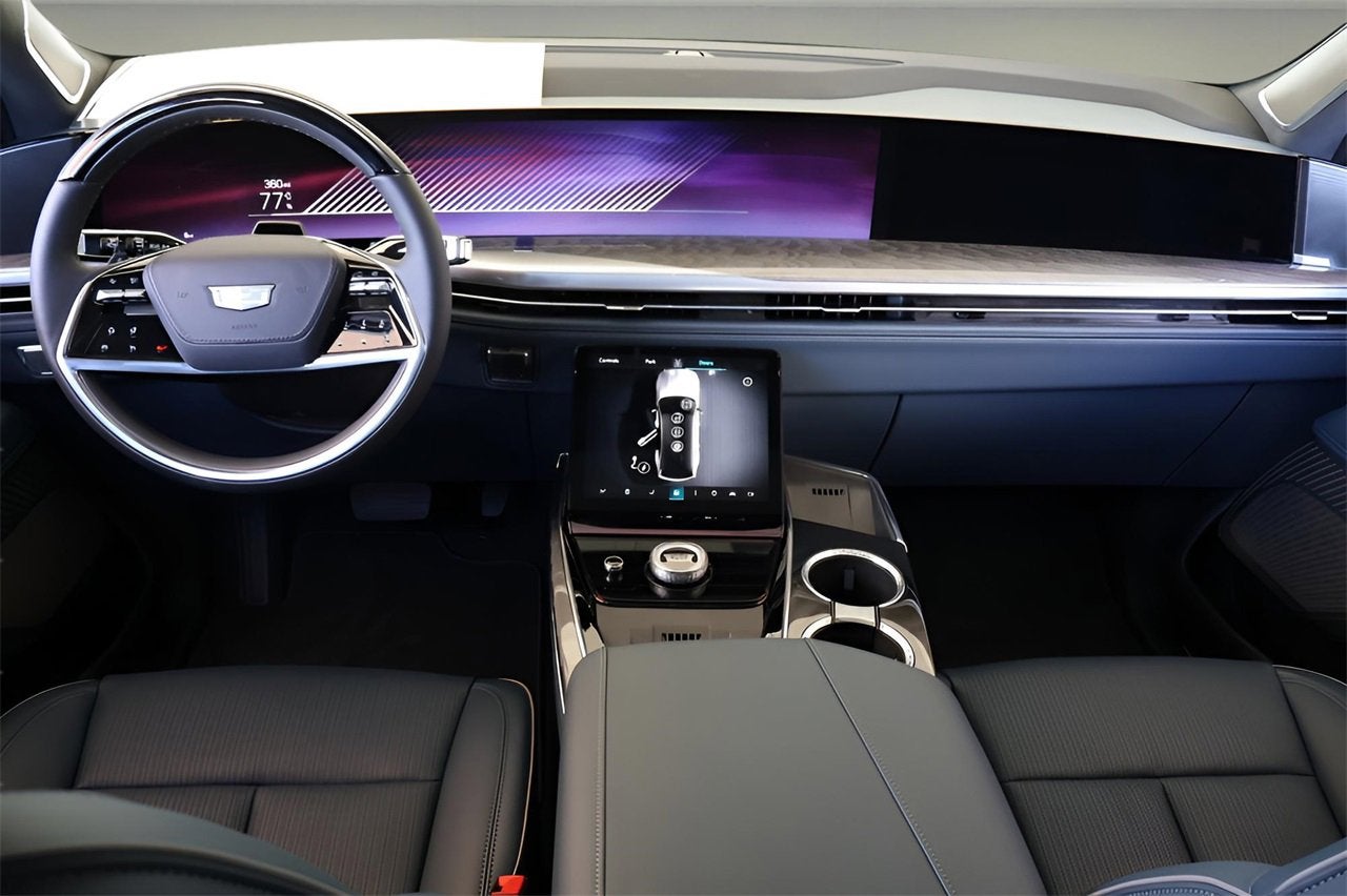 2025 Cadillac ESCALADE IQ Luxury 2