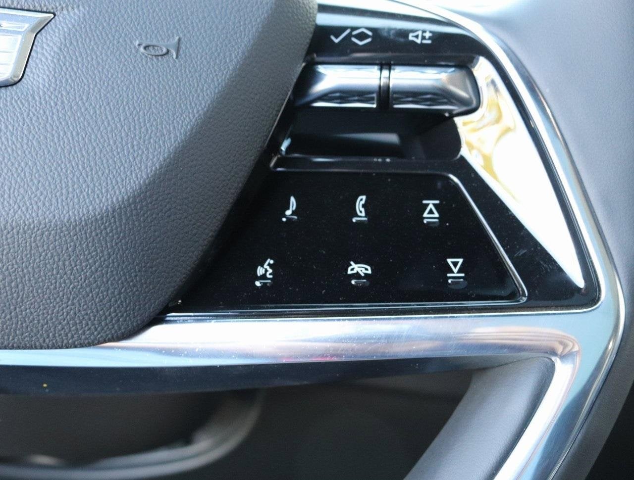 2025 Cadillac ESCALADE IQ Sport 1