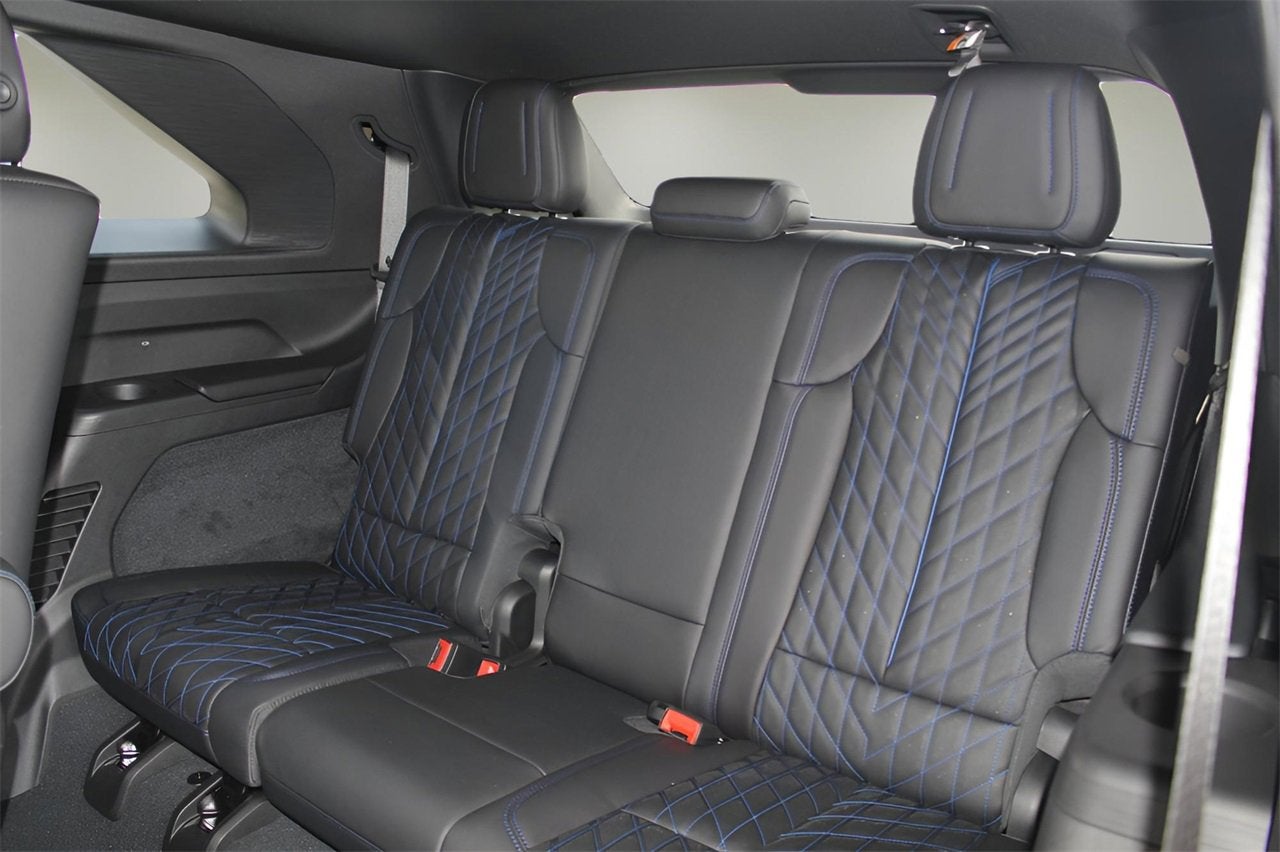 2025 Cadillac ESCALADE IQ Sport 1