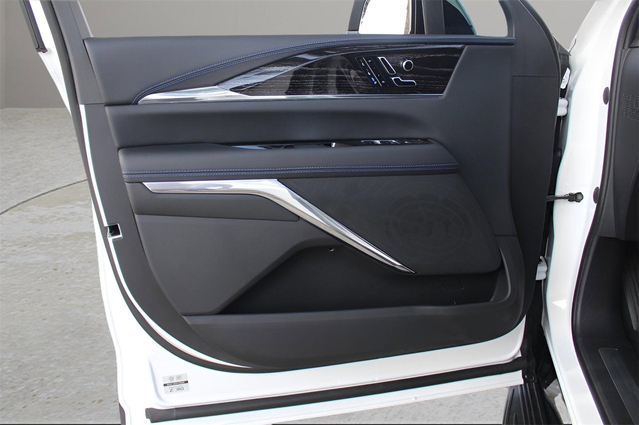 2025 Cadillac ESCALADE IQ Sport 1