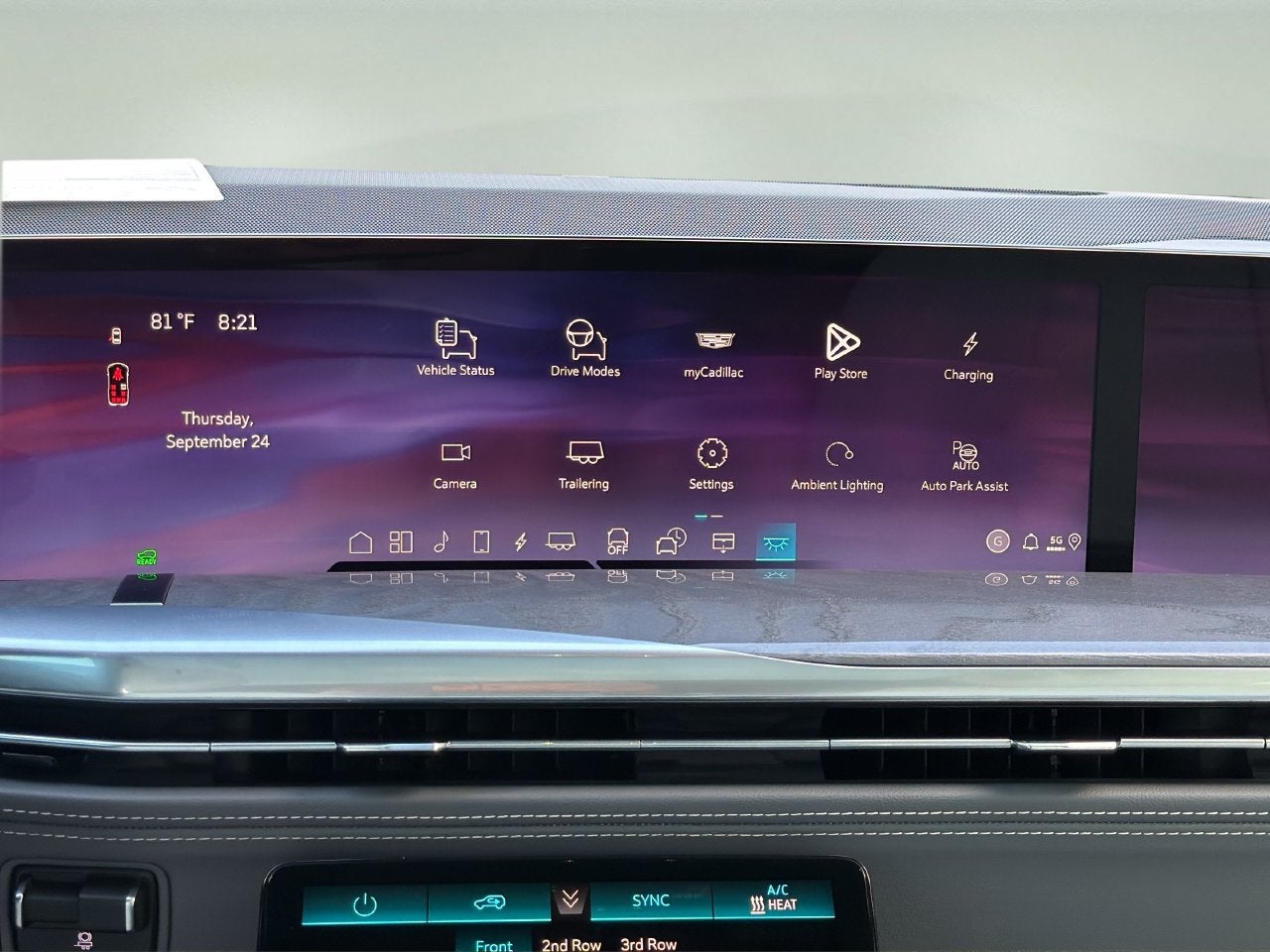 2026 Cadillac ESCALADE IQ Sport