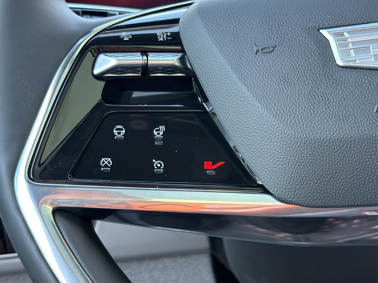 2026 Cadillac ESCALADE IQ Sport