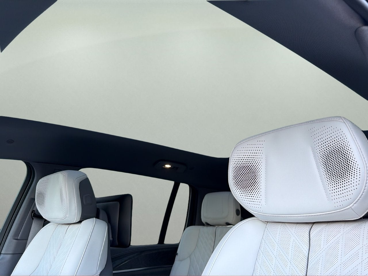 2026 Cadillac ESCALADE IQ Sport