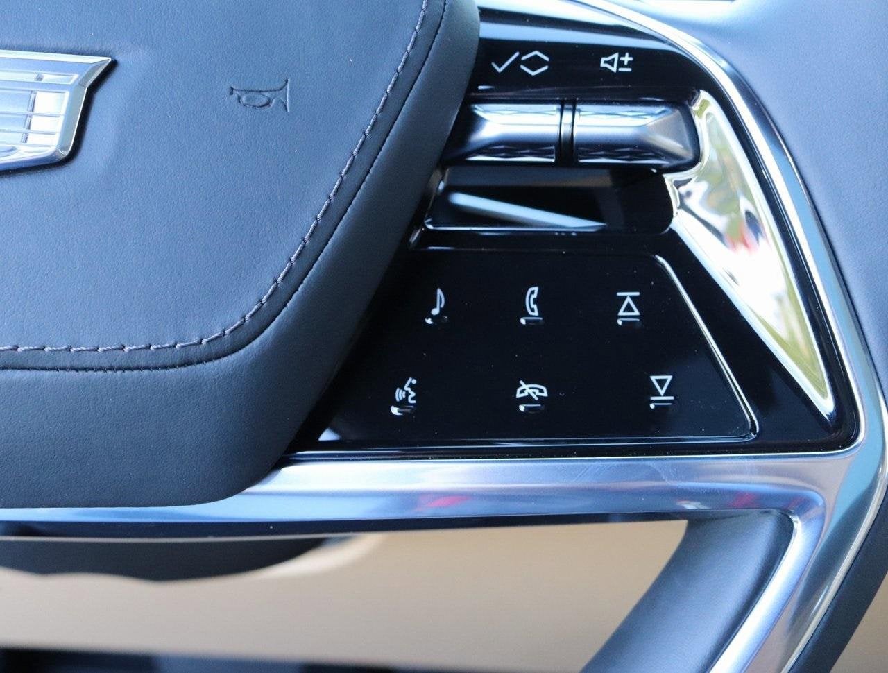 2025 Cadillac ESCALADE IQ Sport 2