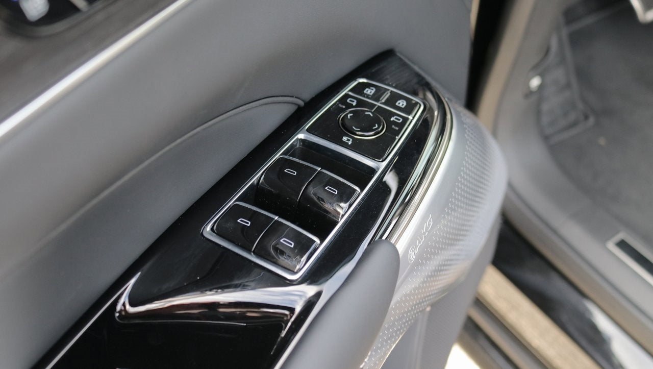 2026 Cadillac LYRIQ V-Series Premium