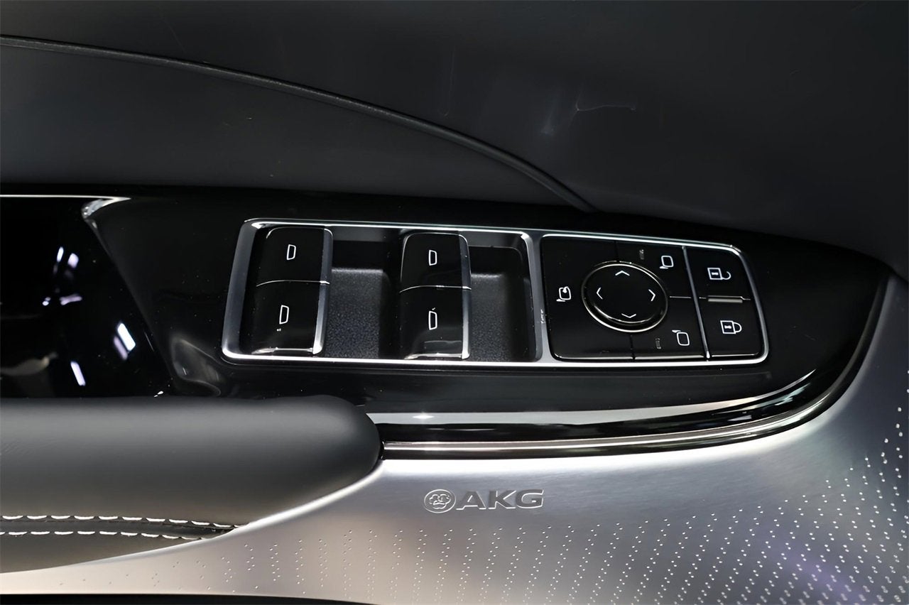 2026 Cadillac LYRIQ V-Series Premium