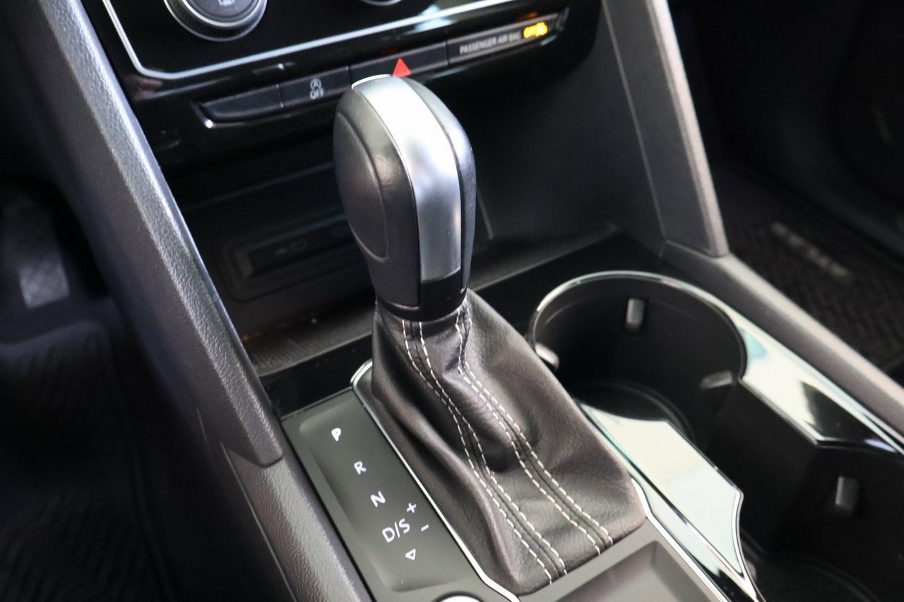 2022 Volkswagen Atlas Cross Sport 2.0T SE w/Technology