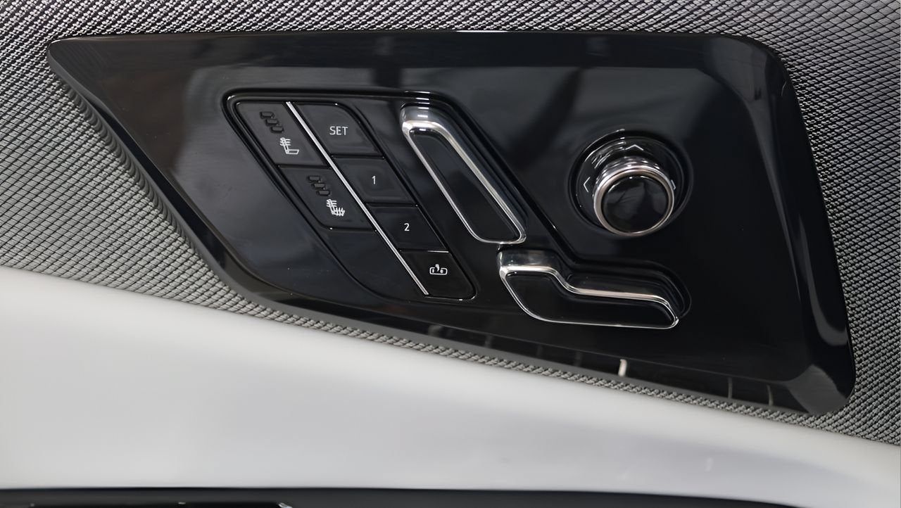2027 Cadillac OPTIQ Luxury
