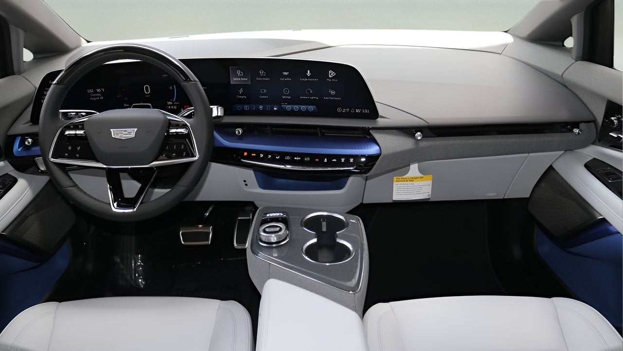 2027 Cadillac OPTIQ Luxury
