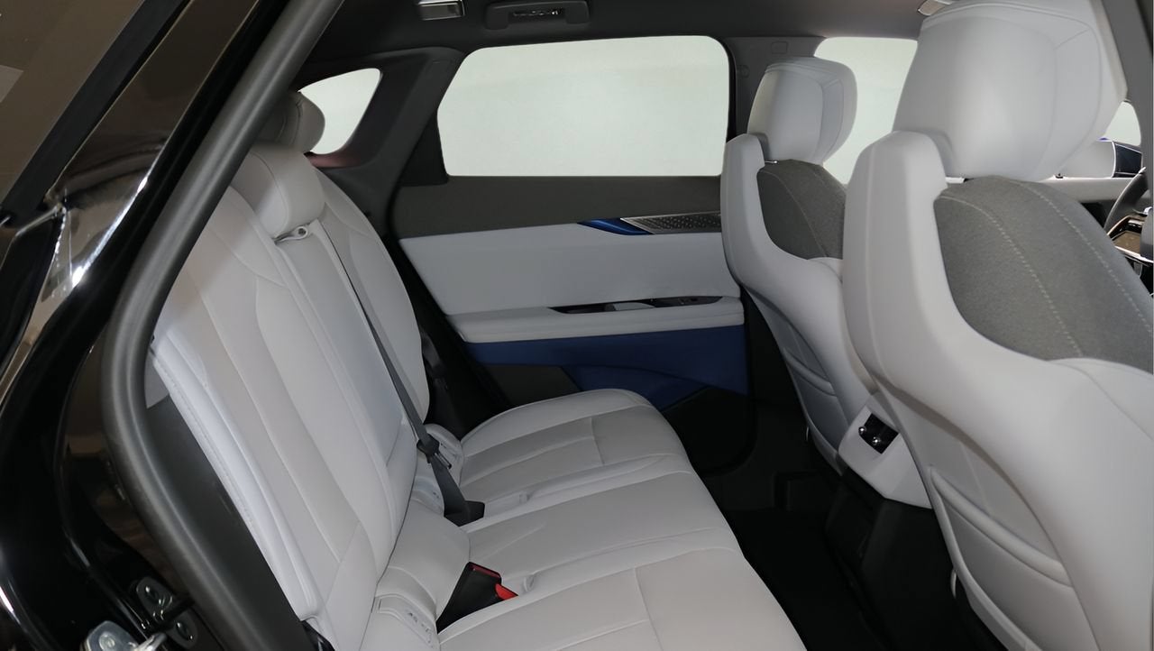 2027 Cadillac OPTIQ Luxury