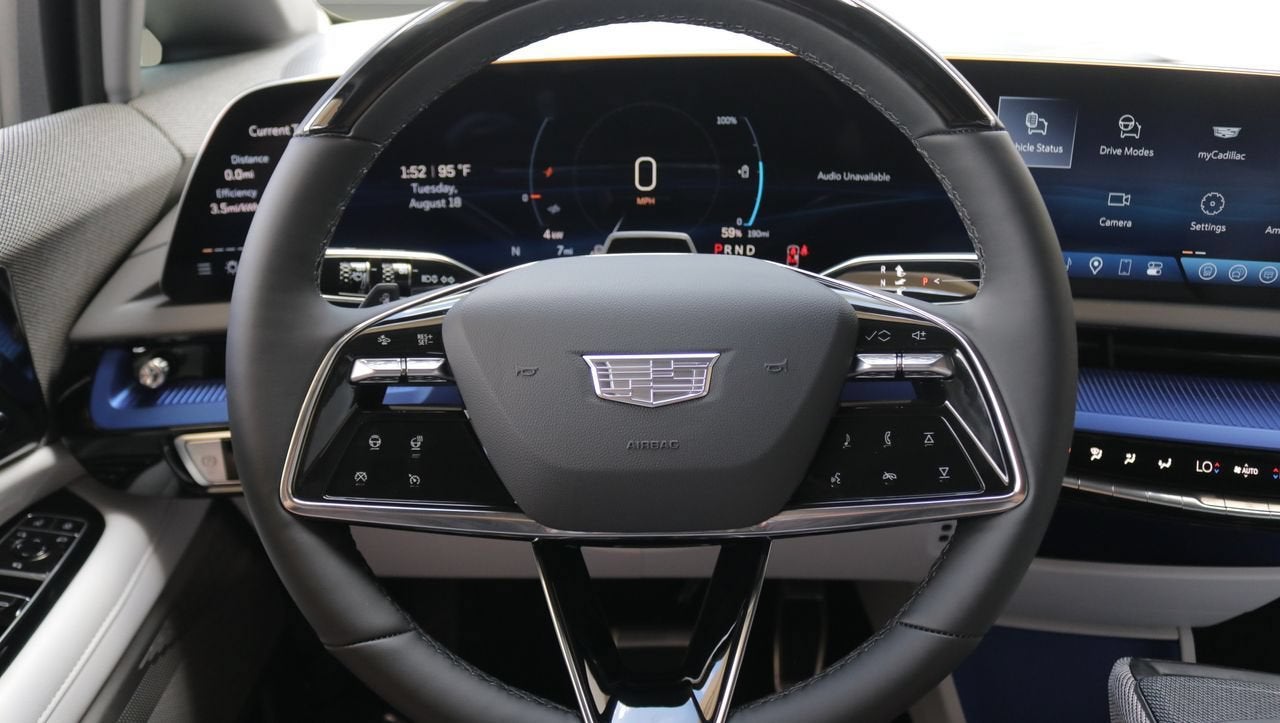 2027 Cadillac OPTIQ Luxury
