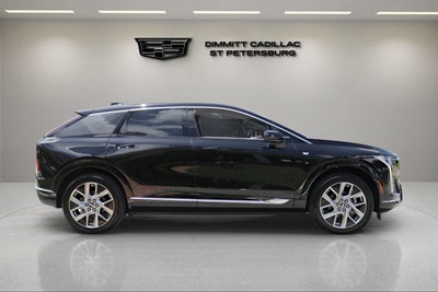 2027 Cadillac OPTIQ Luxury