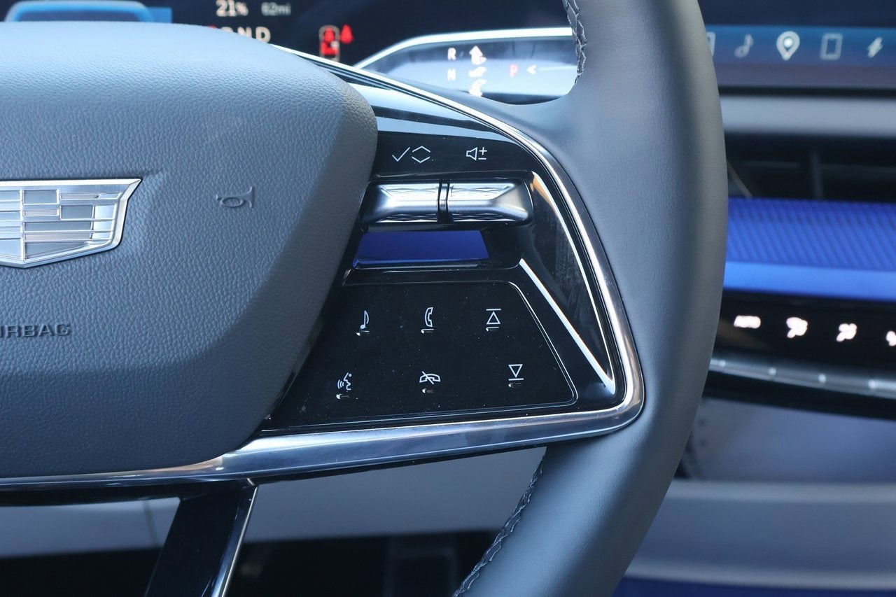 2026 Cadillac OPTIQ Luxury