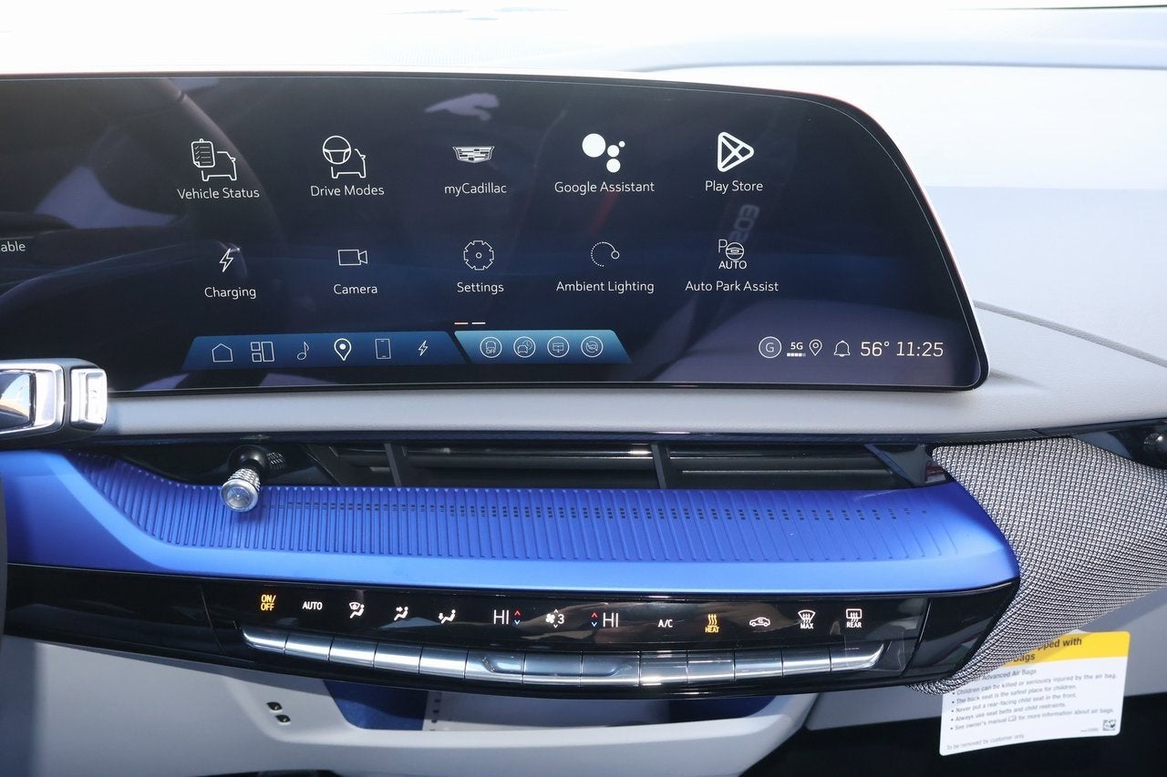 2026 Cadillac OPTIQ Luxury