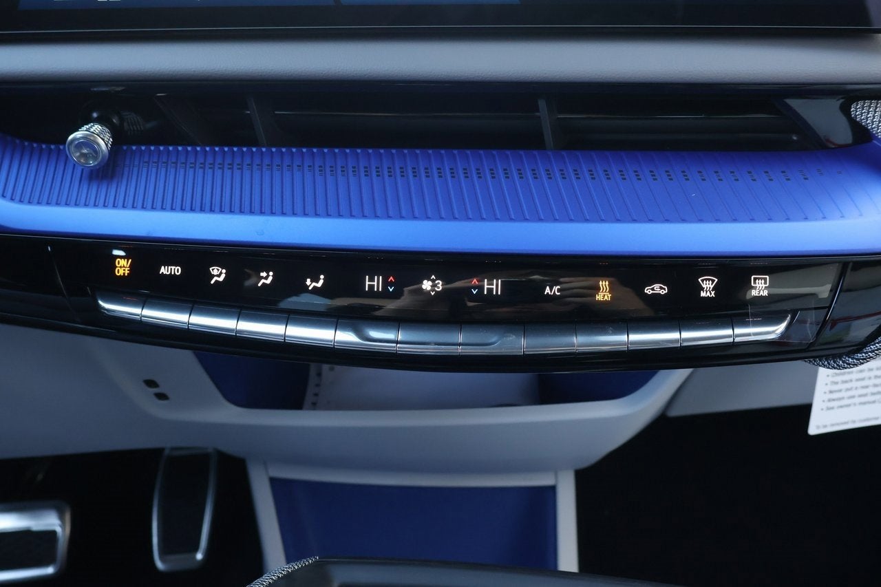 2026 Cadillac OPTIQ Luxury