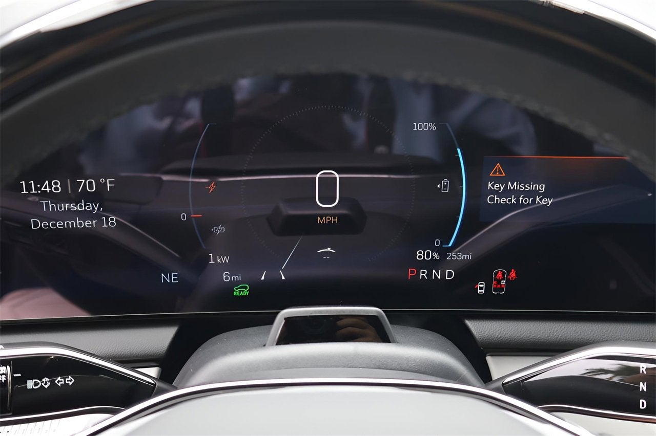 2026 Cadillac OPTIQ Luxury