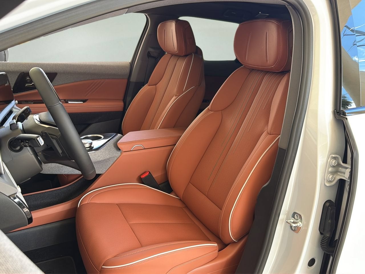 2027 Cadillac OPTIQ Premium Luxury