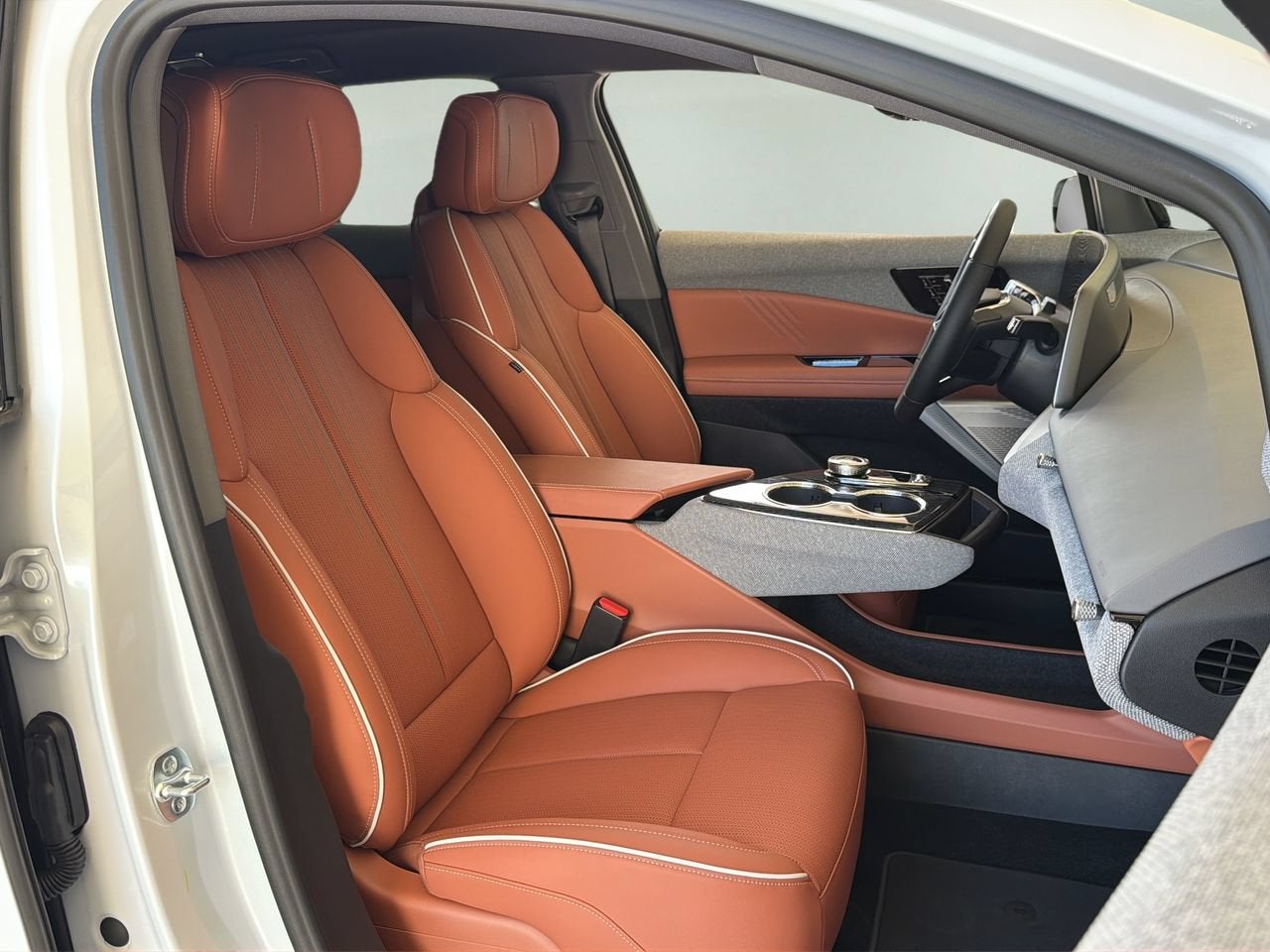 2027 Cadillac OPTIQ Premium Luxury