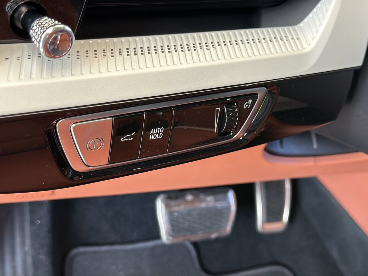 2027 Cadillac OPTIQ Premium Luxury