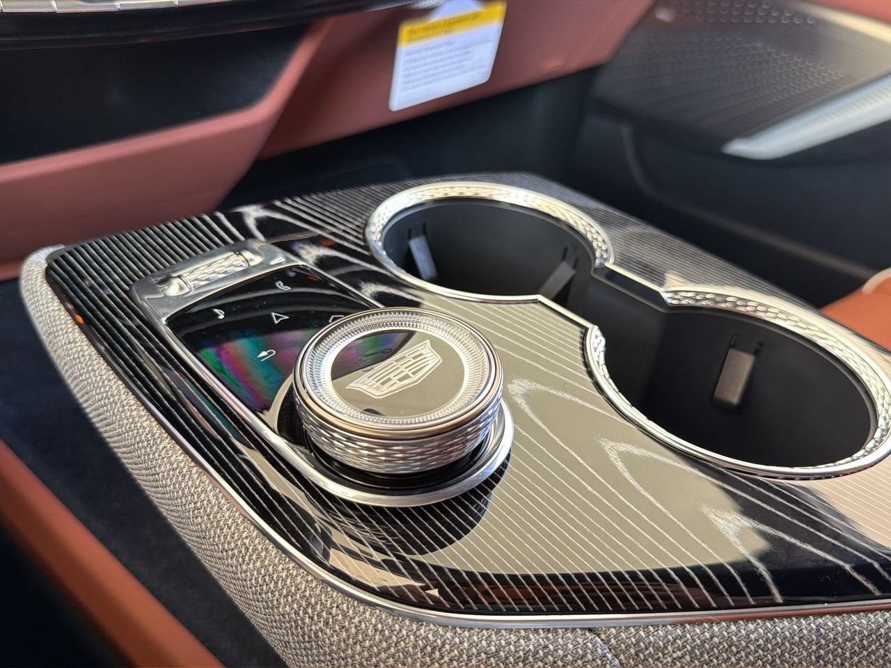 2027 Cadillac OPTIQ Premium Luxury