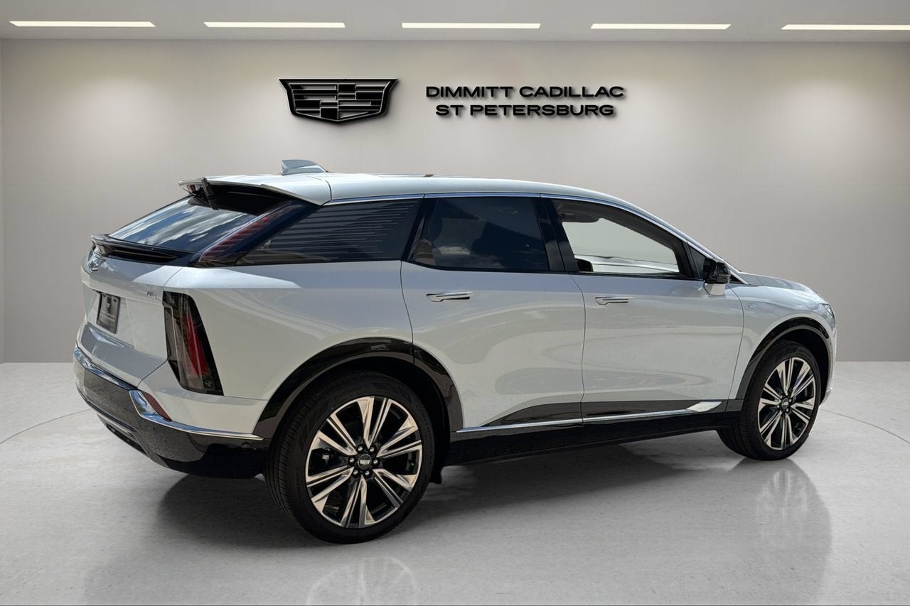 2027 Cadillac OPTIQ Premium Luxury