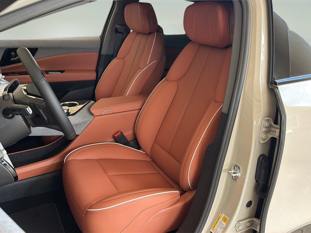 2027 Cadillac OPTIQ Premium Luxury