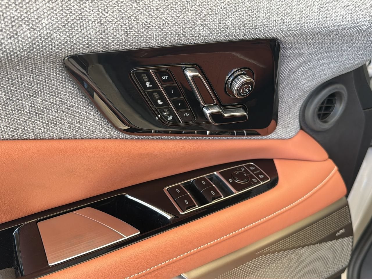 2027 Cadillac OPTIQ Premium Luxury