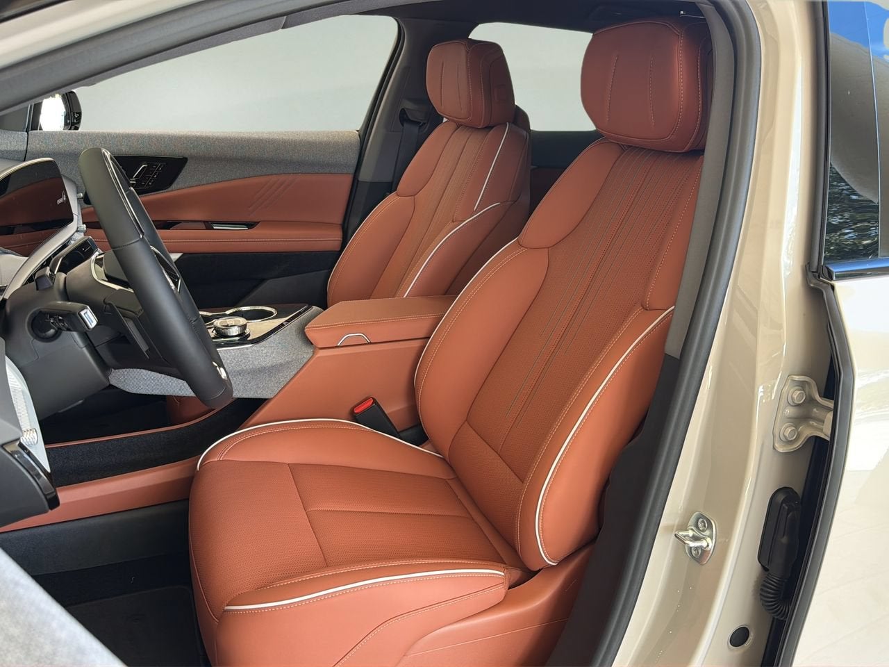 2027 Cadillac OPTIQ Premium Luxury