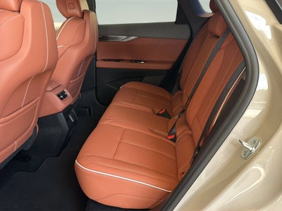 2027 Cadillac OPTIQ Premium Luxury