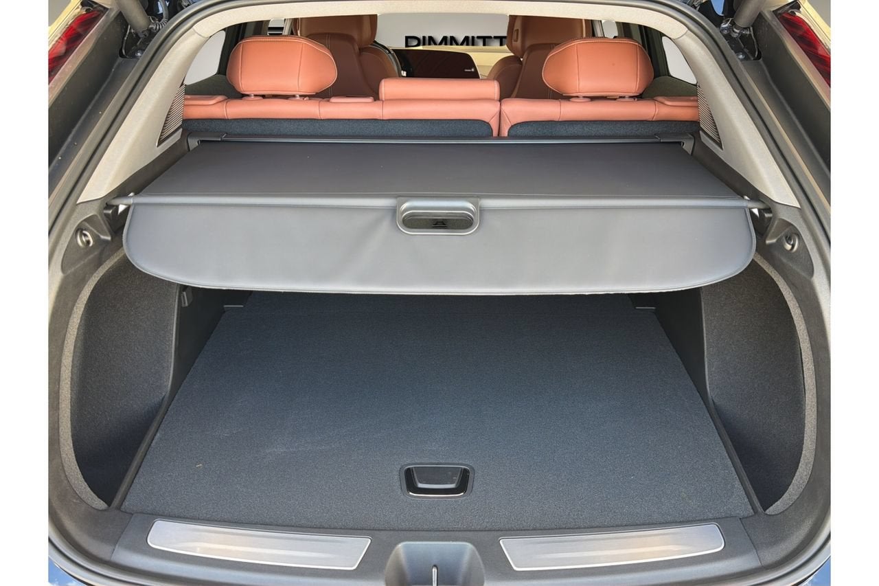 2027 Cadillac OPTIQ Premium Luxury