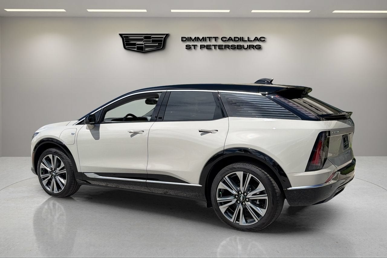2027 Cadillac OPTIQ Premium Luxury