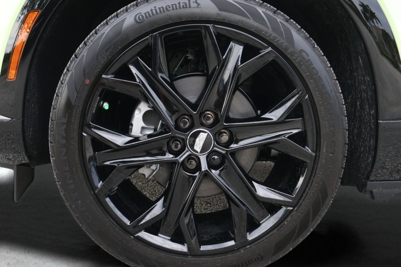 2027 Cadillac OPTIQ Sport