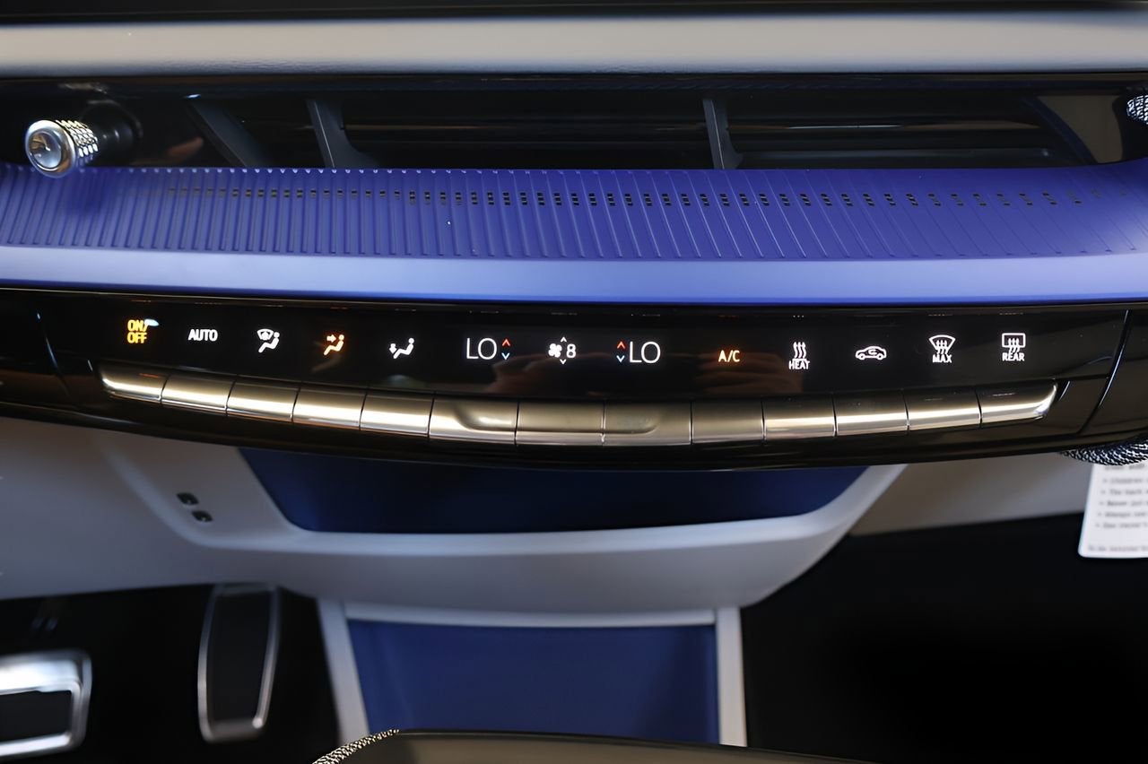 2026 Cadillac OPTIQ Sport - Photo 25