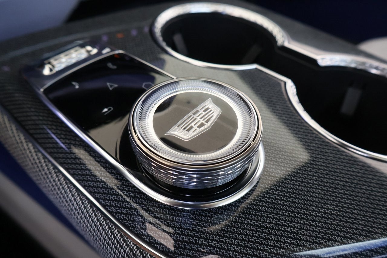 2025 Cadillac OPTIQ Sport 1